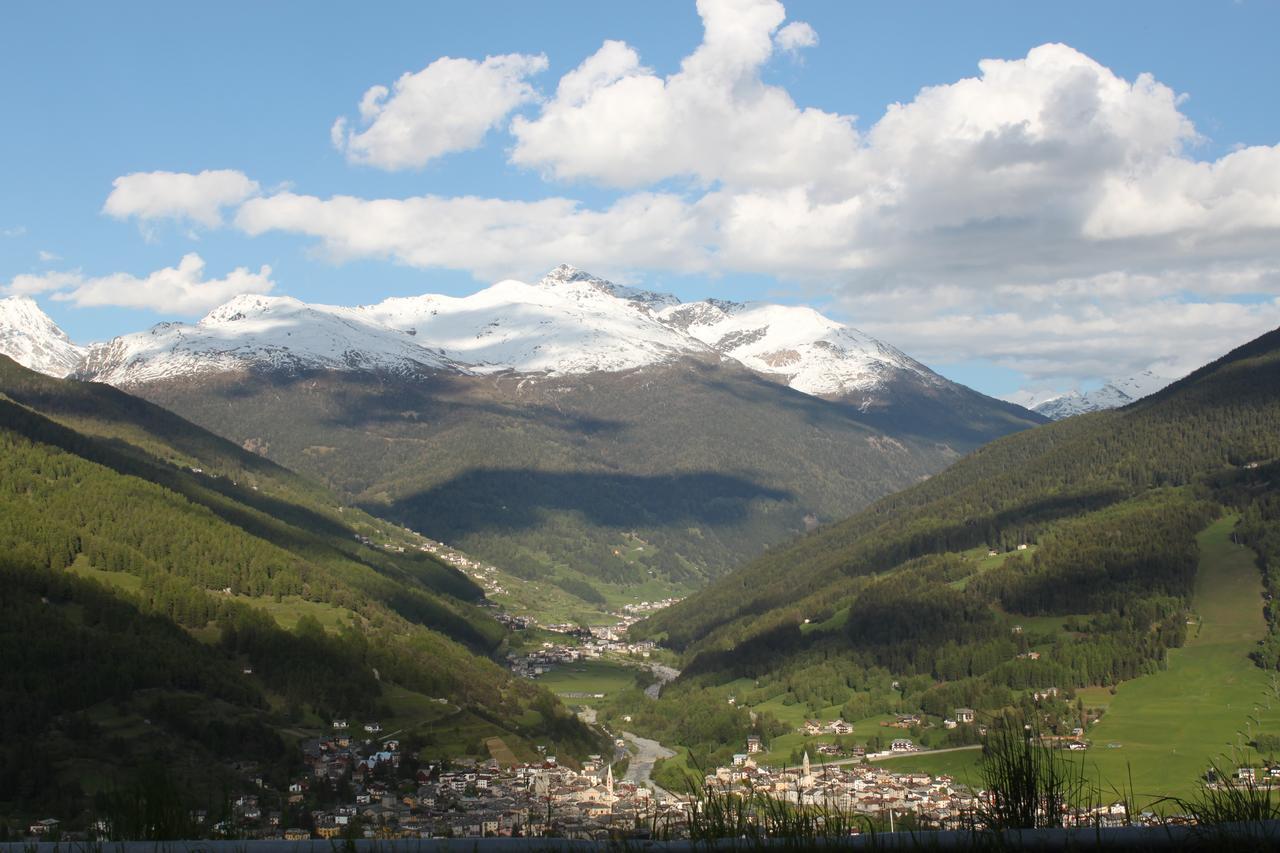 Al Bait De Gio Lägenhet Bormio Exteriör bild